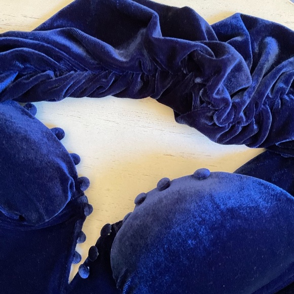 FASHIONNOVA, Sz M, Velveteen, Midnight Blue, BodyCon, Mini-Dress W Deep V Neck - Picture 7 of 16